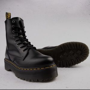 Dr. Marten’s Jadon Boots in black